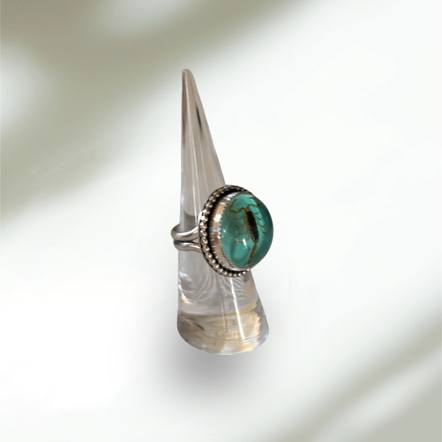 Bark Scorpion Teal Ring Round